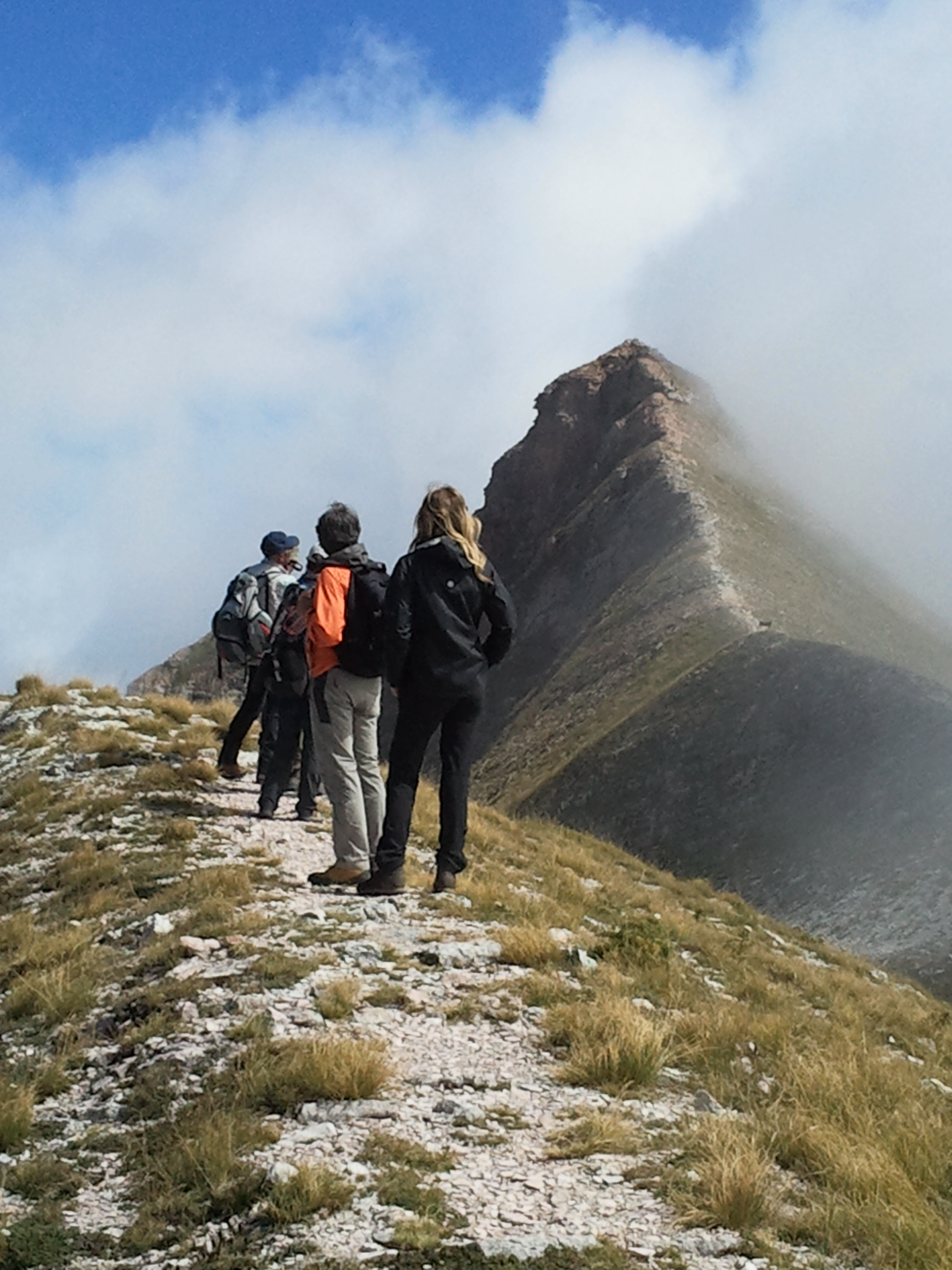 Monte Sibilla: la spettacolare traversata dal versante Castelluccio!