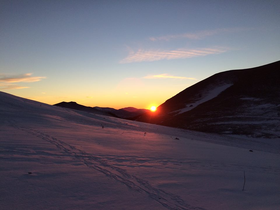 Ciaspolata verso il tramonto più bello ed uno dei paradisi sibillini